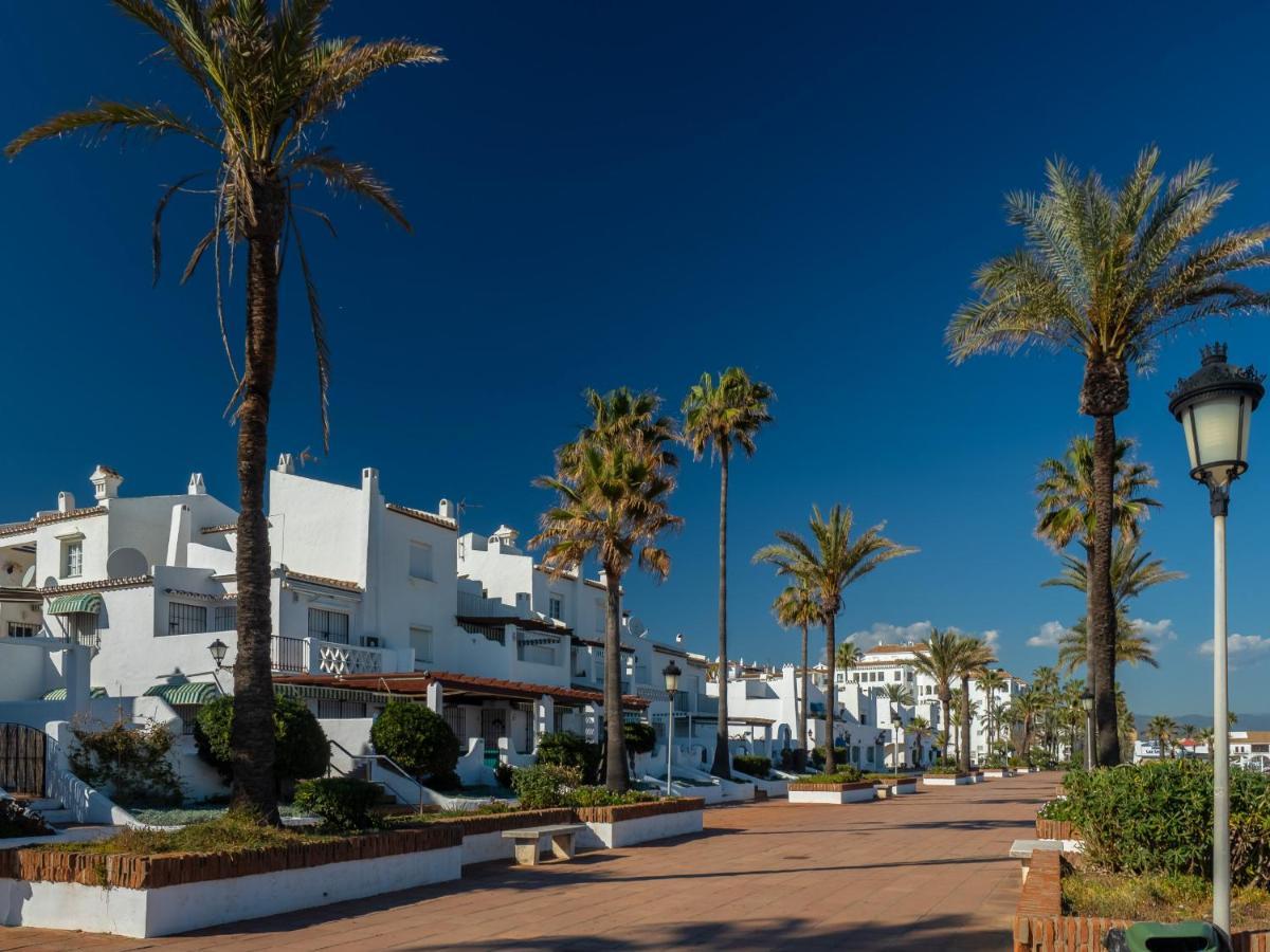 2051-New 3 Bedrooms On Golf Estepona Extérieur photo