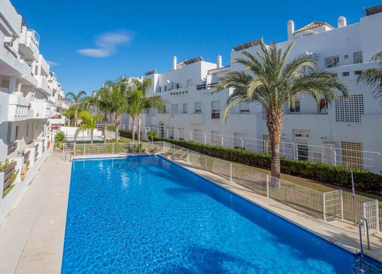 2051-New 3 Bedrooms On Golf Estepona Extérieur photo